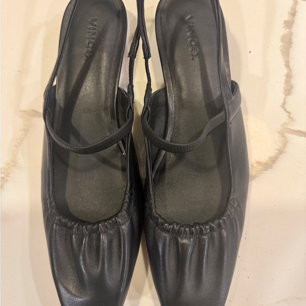 Vince Black Leather Flats for Women beautiful leather never worn